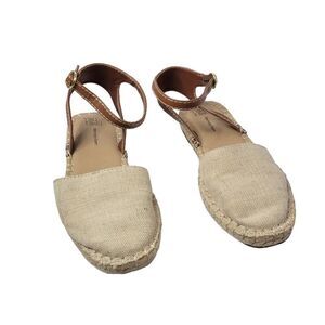 Time and Tru Size 6 1/2 Espadrilles Ankle buckle Closure